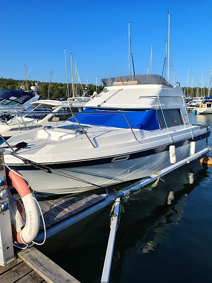Bayliner 2556 2 of 2