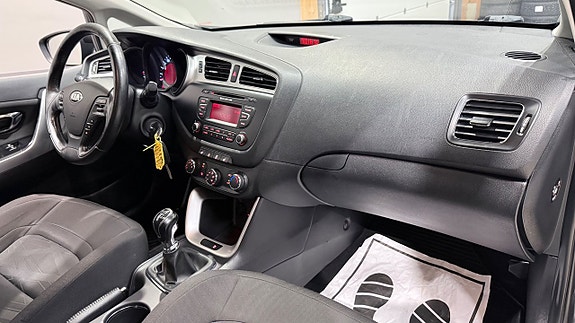 Kia Ceed 11 of 15
