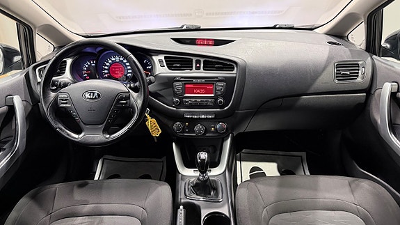 Kia Ceed 9 of 15