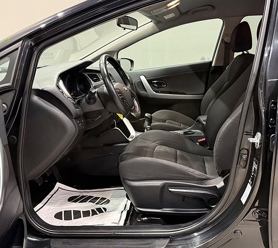 Kia Ceed 7 of 15