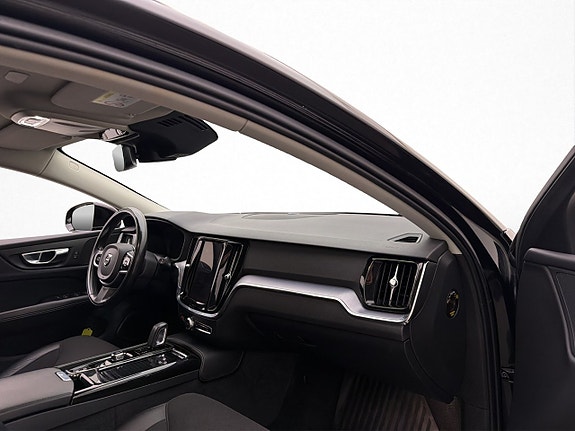 Volvo V60 22 of 30