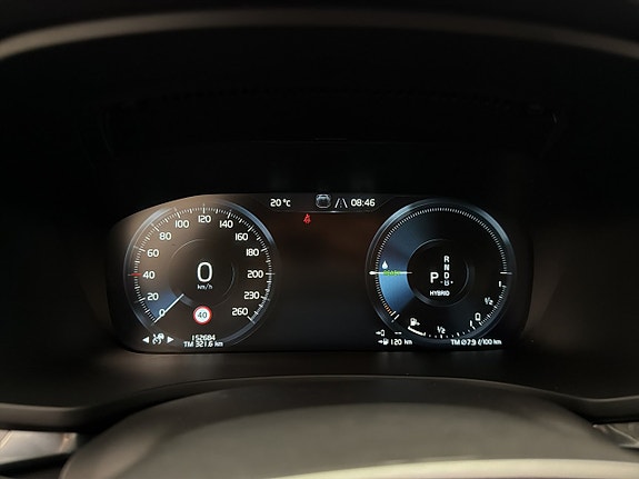 Volvo V60 13 of 30