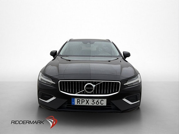 Volvo V60 2 of 30
