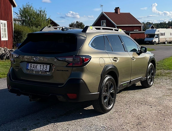 Subaru Outback 4 of 10