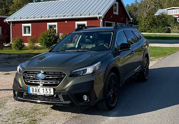Subaru Outback 2 of 10