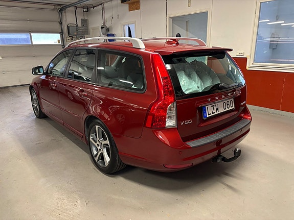 Volvo V50 4 of 7