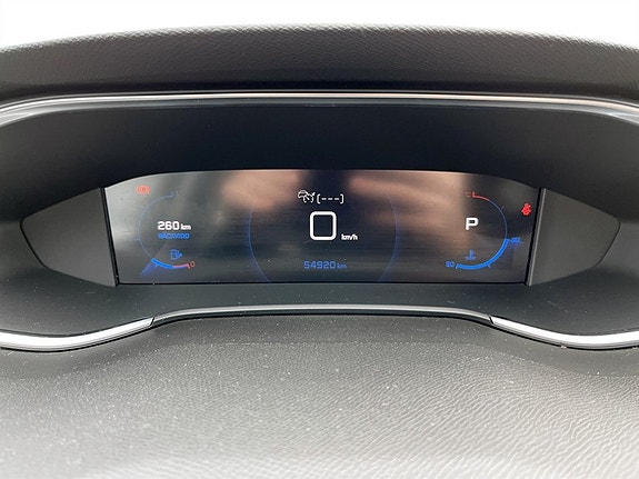 Peugeot 308 SW 7 of 16