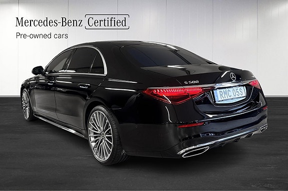 Mercedes-Benz S580 3 of 26