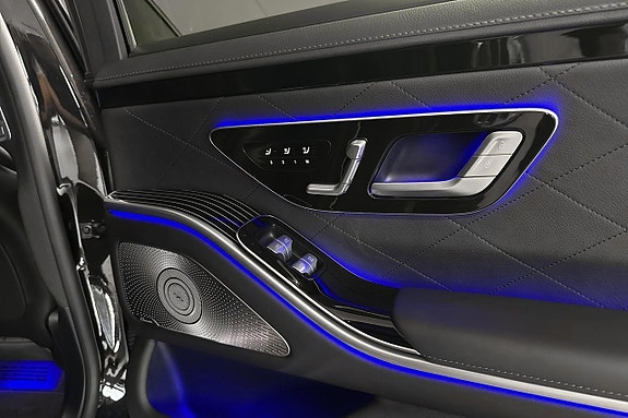 Mercedes-Benz S580 22 of 26