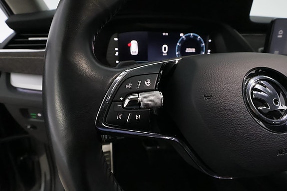Skoda Octavia Scout 18 of 30