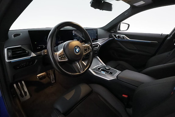 BMW i4 13 of 30