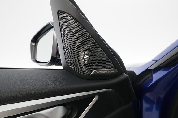 BMW i4 30 of 30