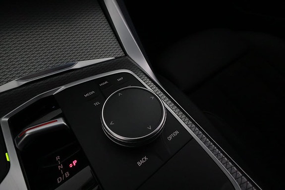 BMW i4 24 of 30
