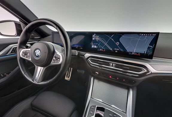 BMW i4 15 of 30