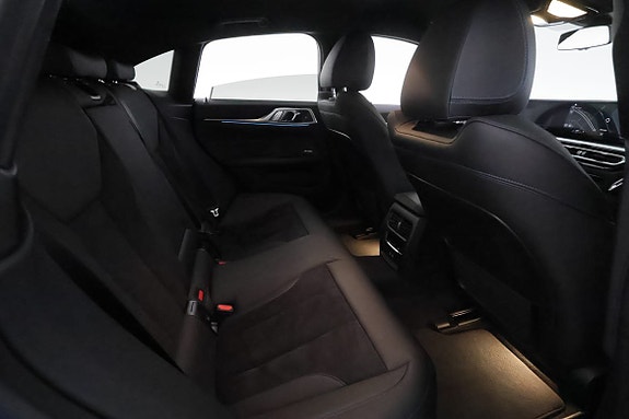 BMW i4 22 of 30