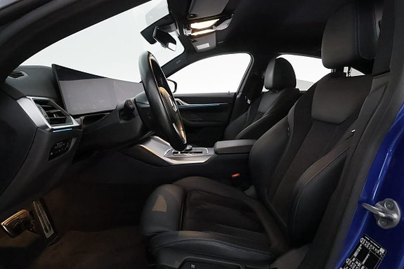 BMW i4 11 of 30