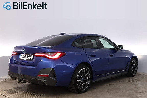 BMW i4 3 of 30