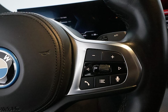 BMW i4 19 of 30