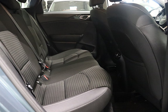Kia Ceed 12 of 30