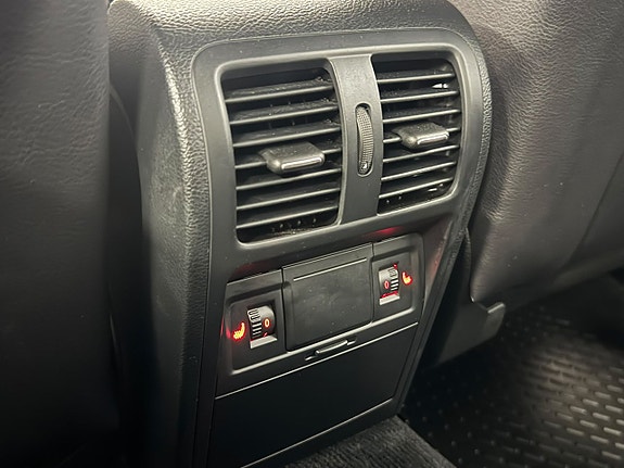 Volkswagen CC 22 of 24