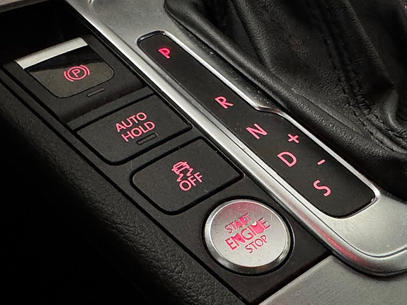 Volkswagen CC 19 of 24