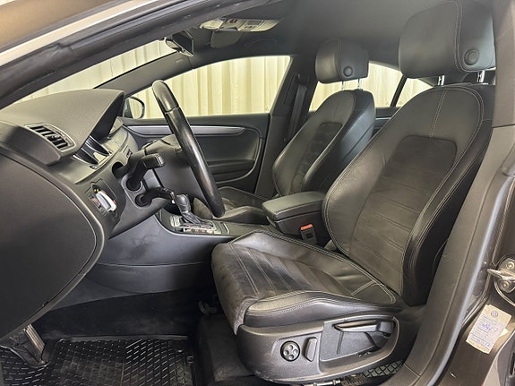 Volkswagen CC 8 of 24