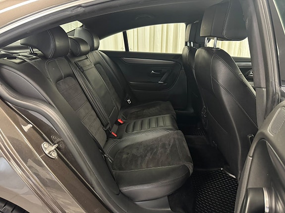 Volkswagen CC 21 of 24