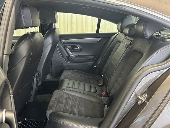 Volkswagen CC 20 of 24