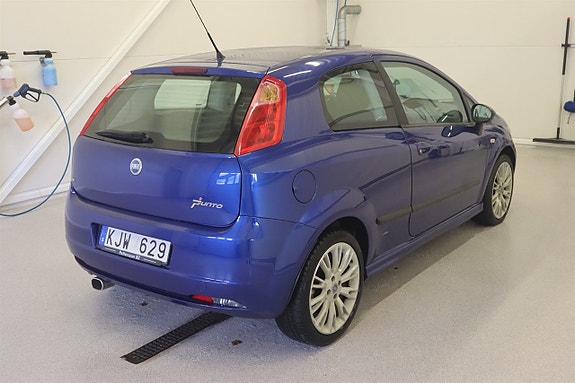 Fiat Punto 4 of 13
