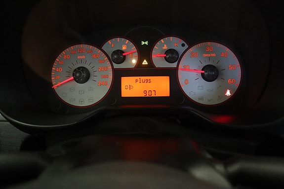 Fiat Punto 9 of 13