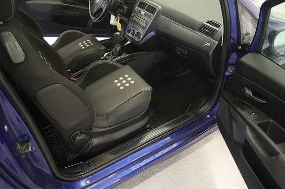 Fiat Punto 6 of 13
