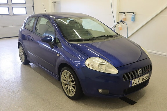 Fiat Punto 3 of 13