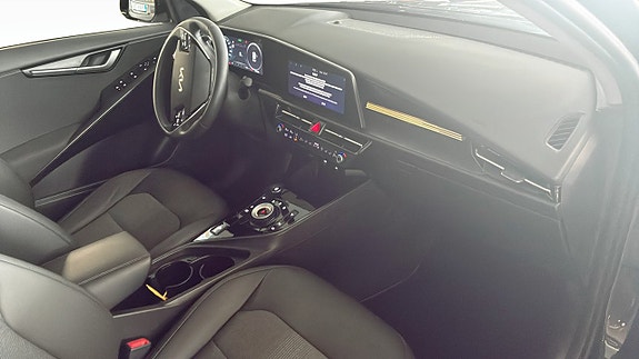 Kia e-Niro 3 of 12