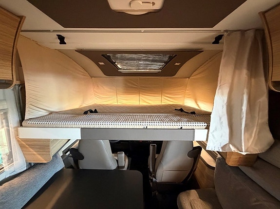 Adria sonic-700-sl-plus 2.3 MultiJet/Automat/V-hjul 6 of 13
