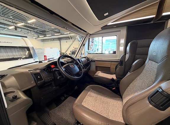Adria sonic-700-sl-plus 2.3 MultiJet/Automat/V-hjul 4 of 13