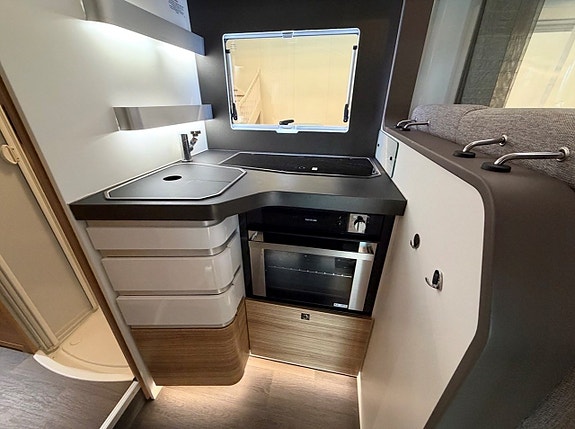 Adria sonic-700-sl-plus 2.3 MultiJet/Automat/V-hjul 13 of 13