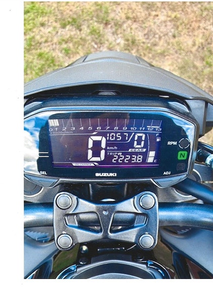 Suzuki GSX-S125 2 of 3