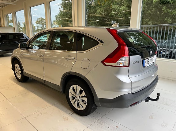 Honda CR-V 4 of 8