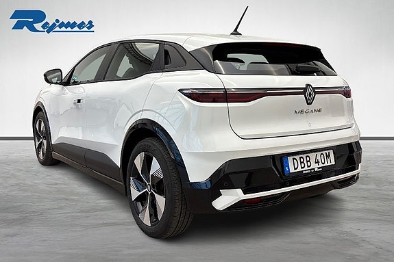 Renault Megane E-Tech 3 of 17