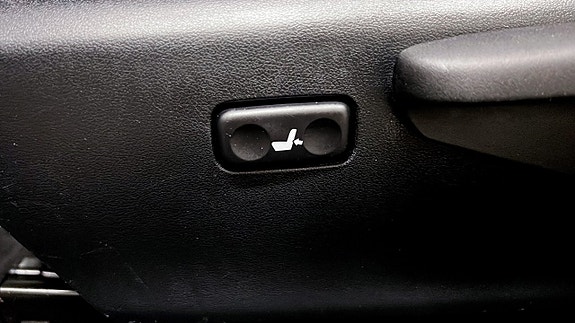 Toyota Auris 16 of 21