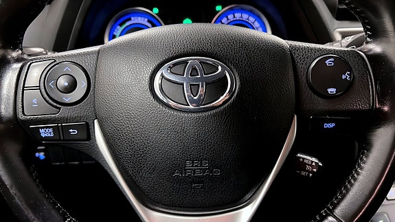 Toyota Auris 18 of 21