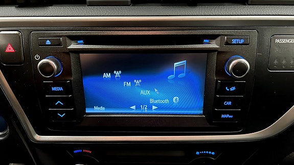 Toyota Auris 9 of 21