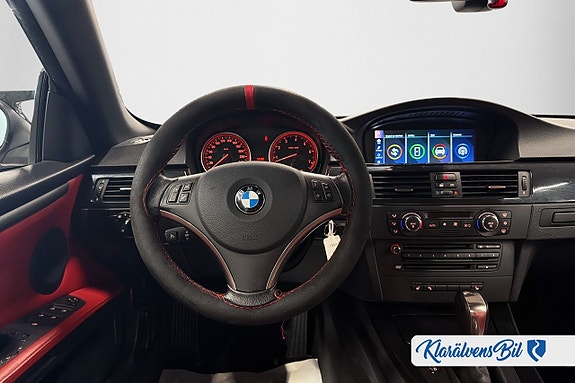 BMW 320i 13 of 18