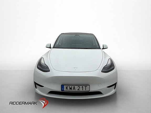 Tesla Model Y 2 of 30