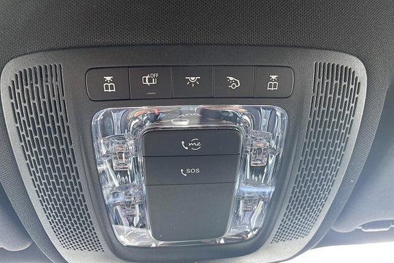 Mercedes-Benz GLB200 d 27 of 29