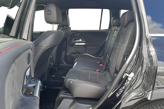 Mercedes-Benz GLB200 d 14 of 29