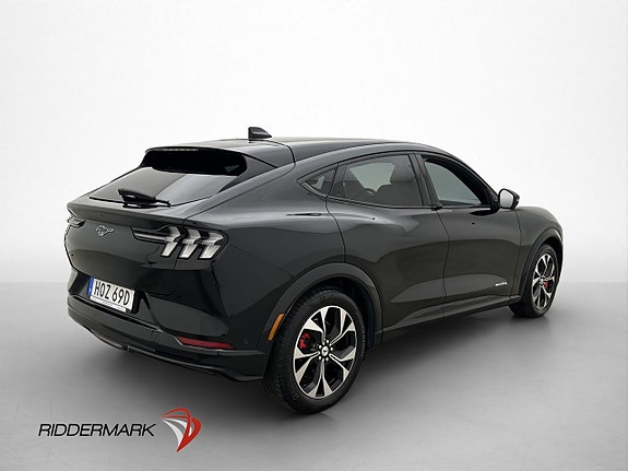 Ford Mustang Mach-E 8 of 30