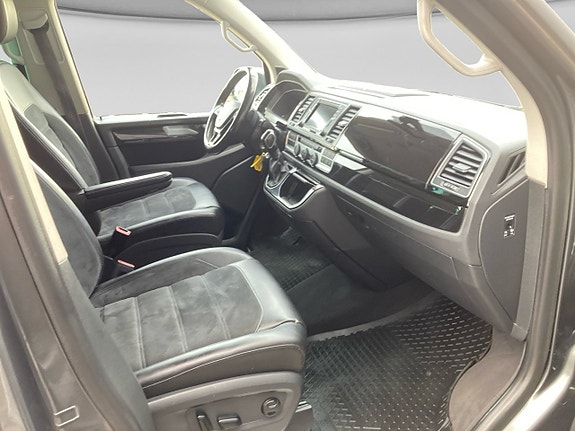 Volkswagen Multivan 5 of 12