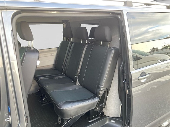 Volkswagen Transporter 12 of 14