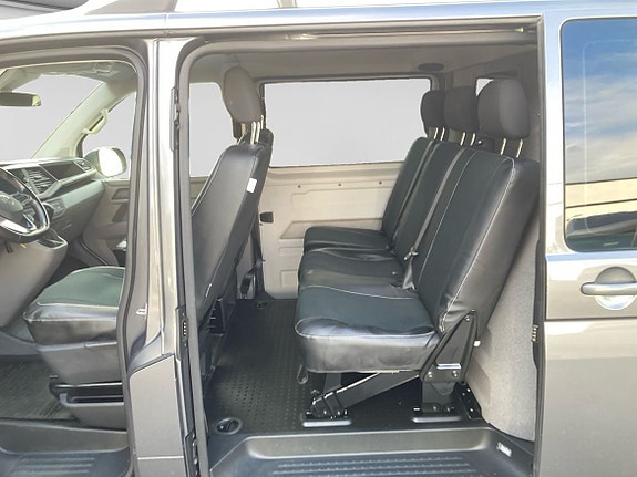 Volkswagen Transporter 11 of 14
